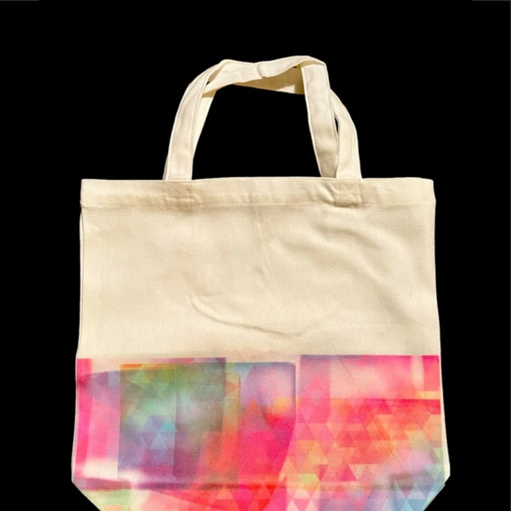 Custom tote